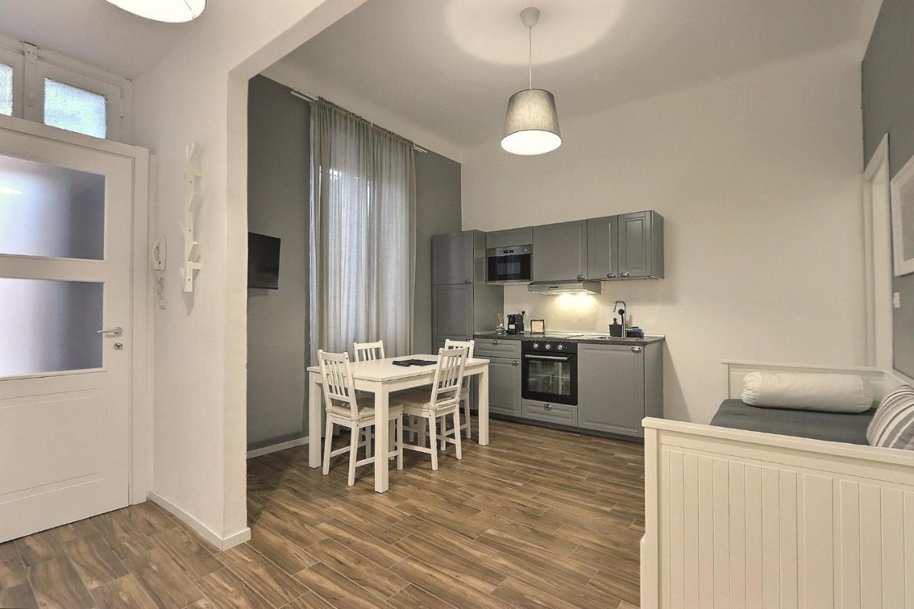La Ca' Di Sogn Aparthotel Pavia Exteriör bild